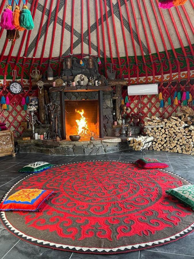 Ak-Tengir Yurt Resort Tossor Buitenkant foto