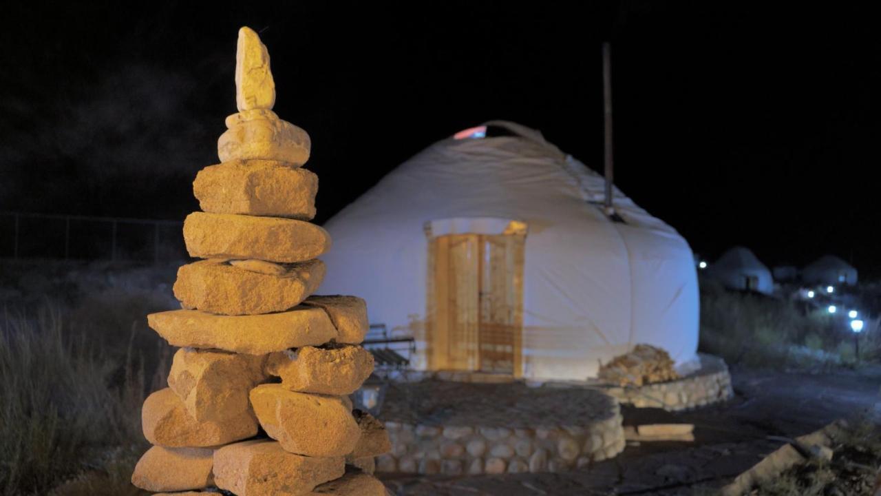 Ak-Tengir Yurt Resort Tossor Buitenkant foto
